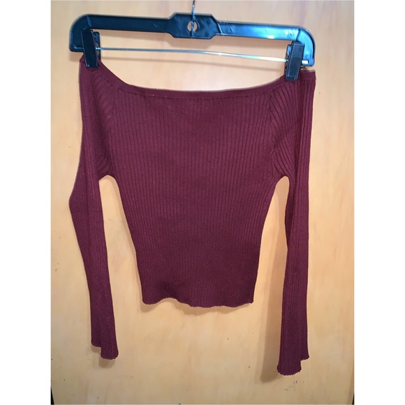 Active USA, Burgundy Off the Shoulder - Picture 1 of 2